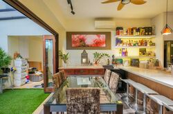 Kew Gate (D16), Terrace #459684711